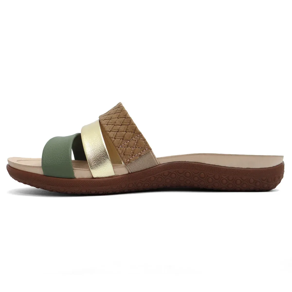 Tamanco casual feminino Modare verde com tiras em verde sálvia, dourado metálico e marrom trançado, solado marrom antiderrapante